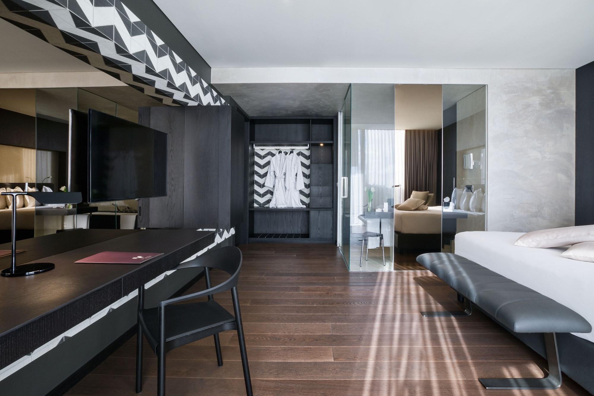 Maritim Plaza 5*