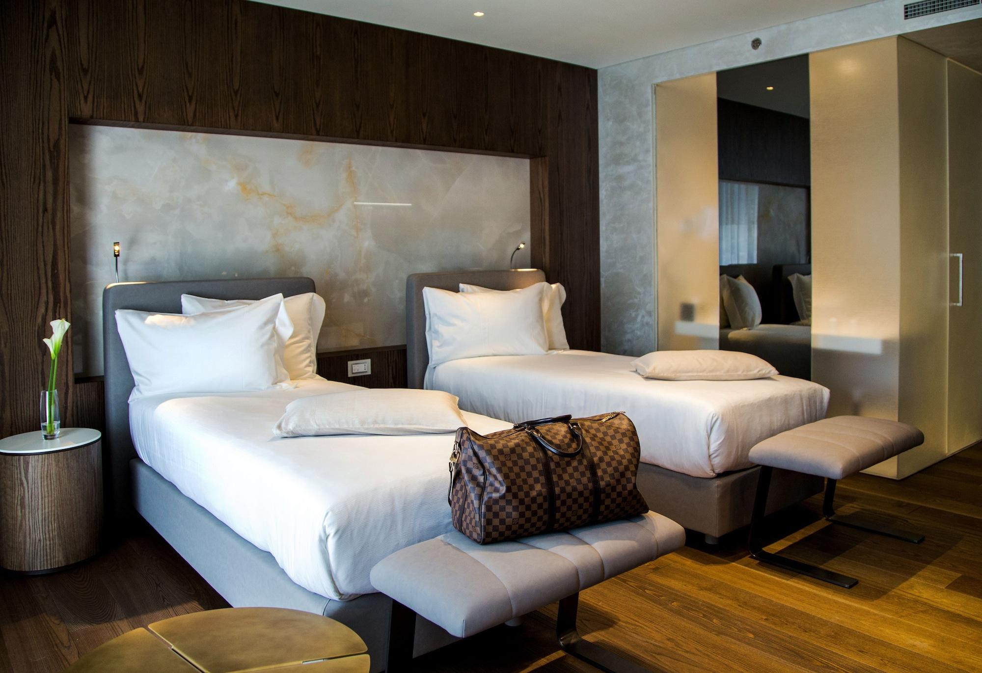 Maritim Plaza Hotel Tirana