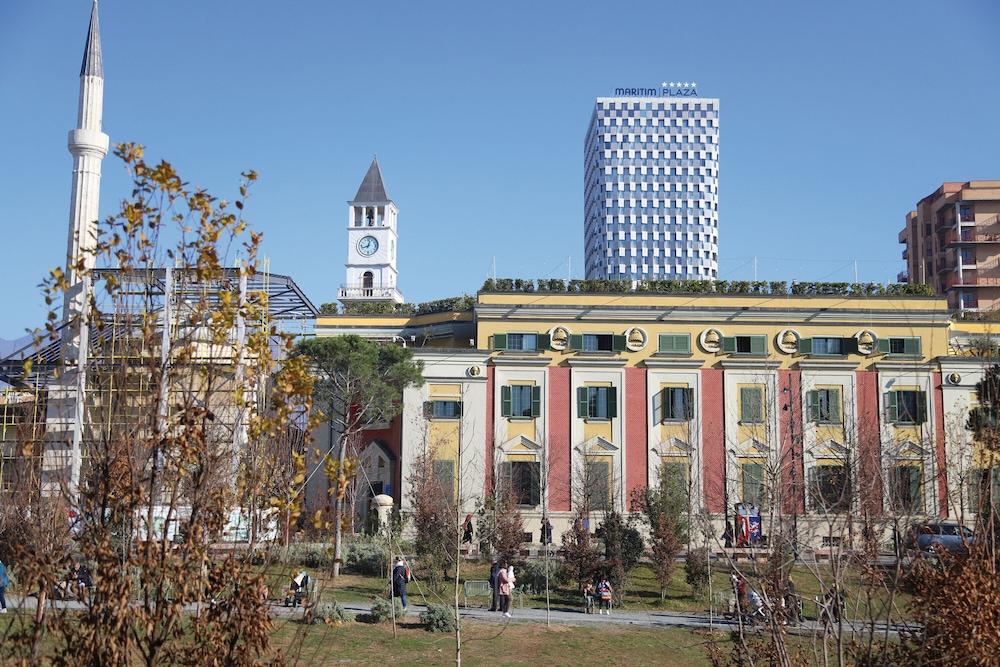 Maritim Plaza Тирана