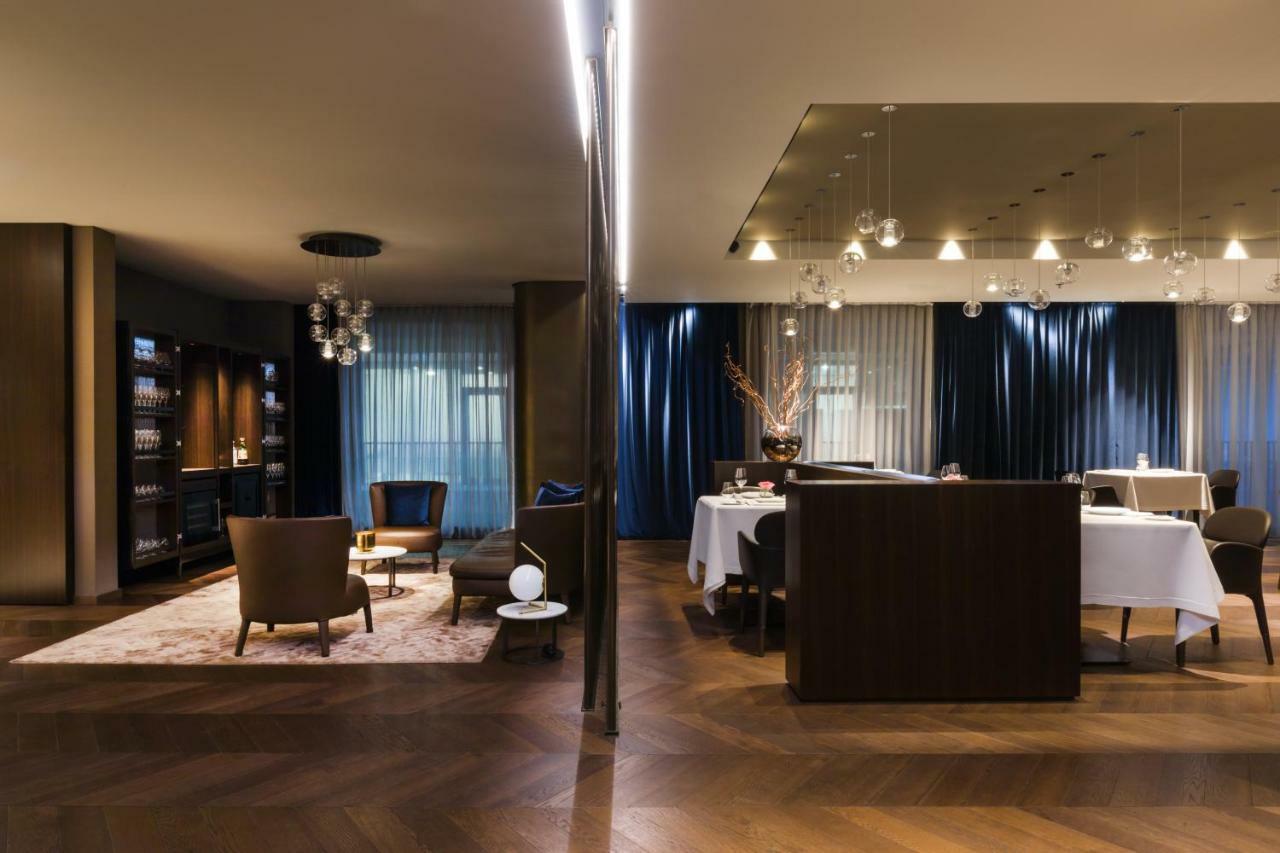 Maritim Plaza 5* Тирана